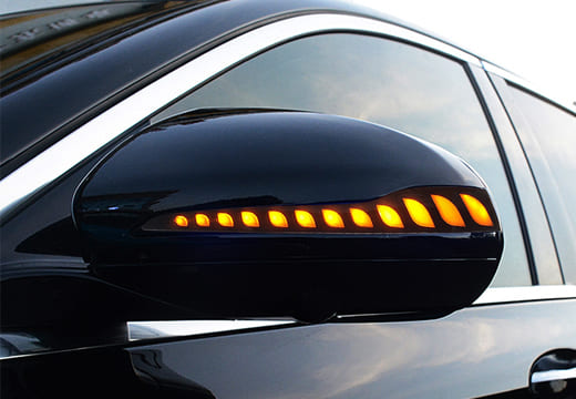 Dynamic Turn Signal Light